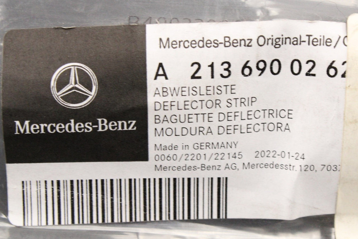 Mercedes-Benz E-Class W213 front lower door trim (right) A2136900262
