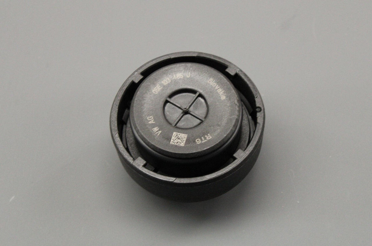 VW Golf Audi Skoda SEAT 1.0 1.5 TSI engine oil filler cap 05E103485J