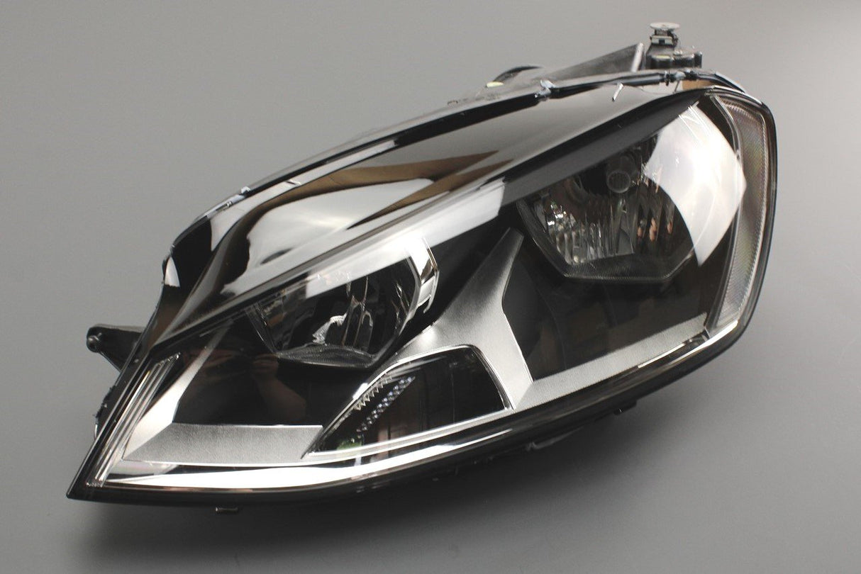 VW Golf MK7 2013-16 RHD halogen headlight (left) 5G2941005E