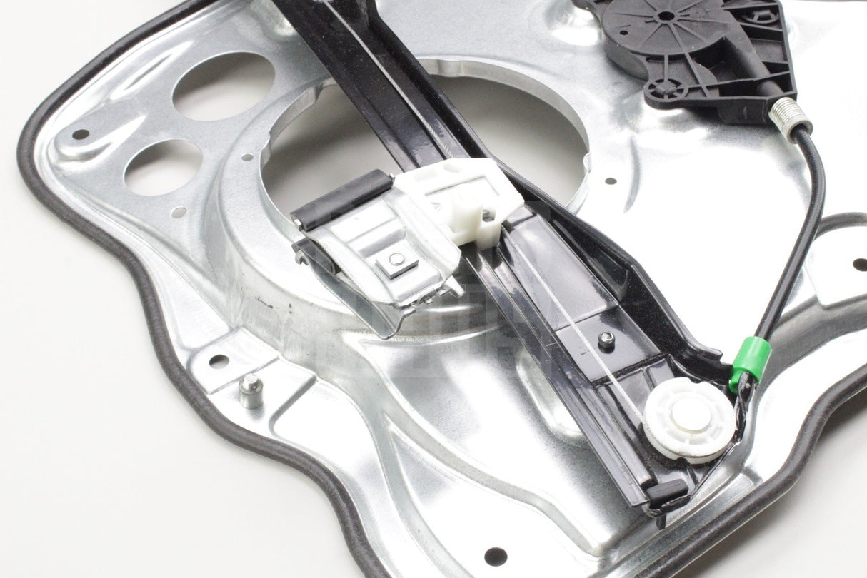 Skoda Fabia 2000-2008 front window regulator (left) 6Y0837655