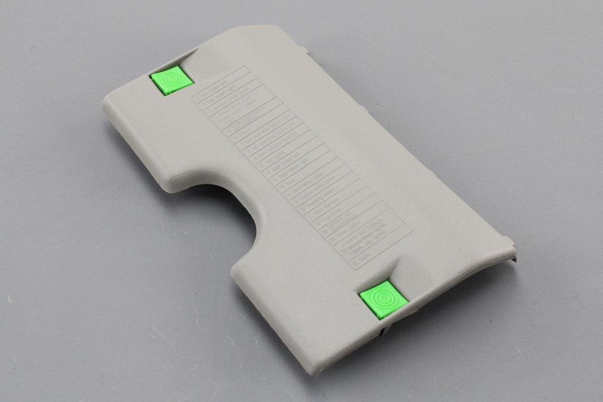 VW Golf MK3 Vento 1992-1998 fuse box cover RHD (beaver) 1H2857918 T21