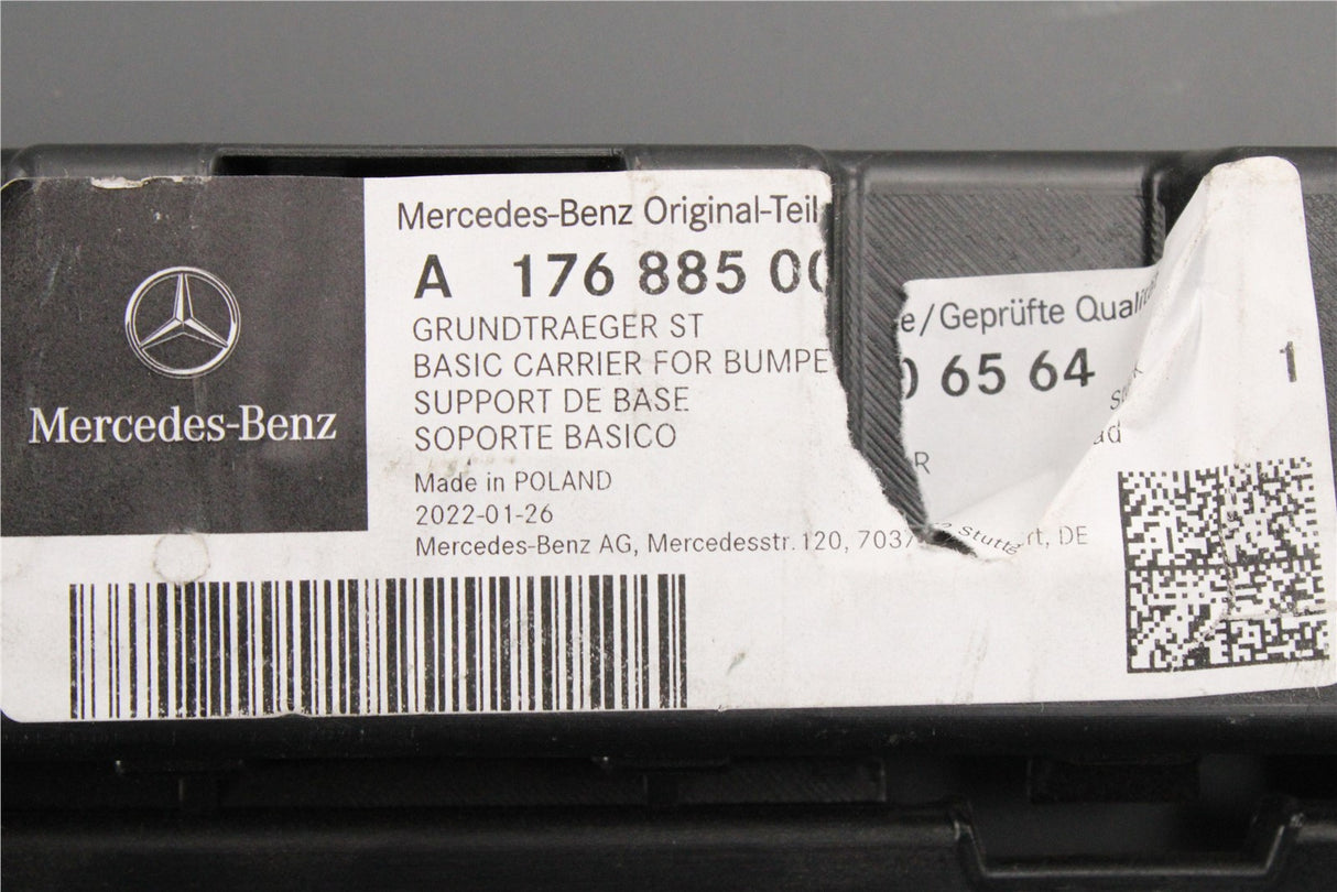 Mercedes-Benz A-Class W176 rear bumper bracket (centre) A176885006564