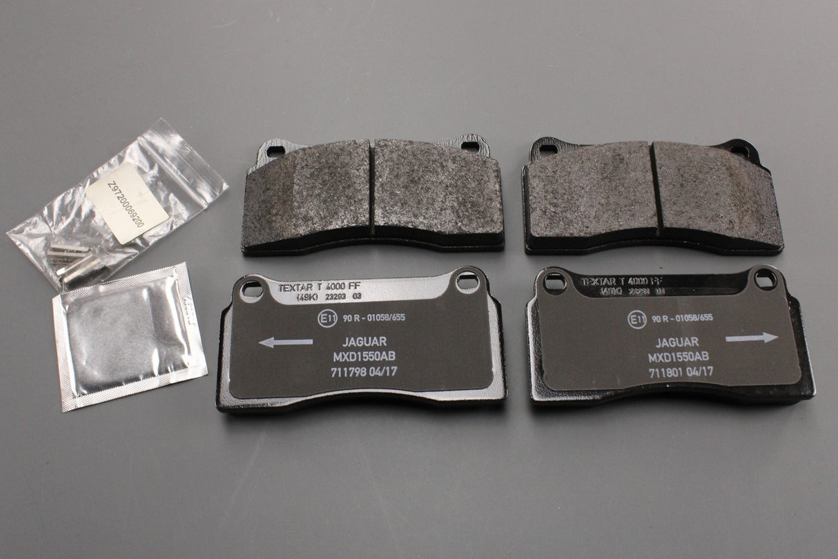 Jaguar XK8 XJ 1997-2006 front brake pads (R performance) MXD1550AB