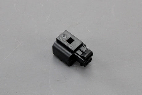 VW Audi Skoda SEAT 2pin contact housing with locking mechanism 6N0973702