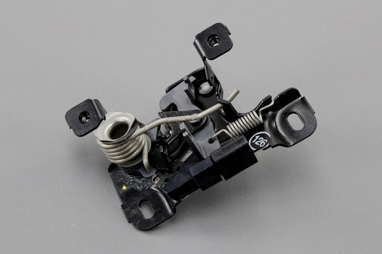 Audi A3 S3 8L 1997-2003 Bonnet lid lock with micro-switch 8L0823509G