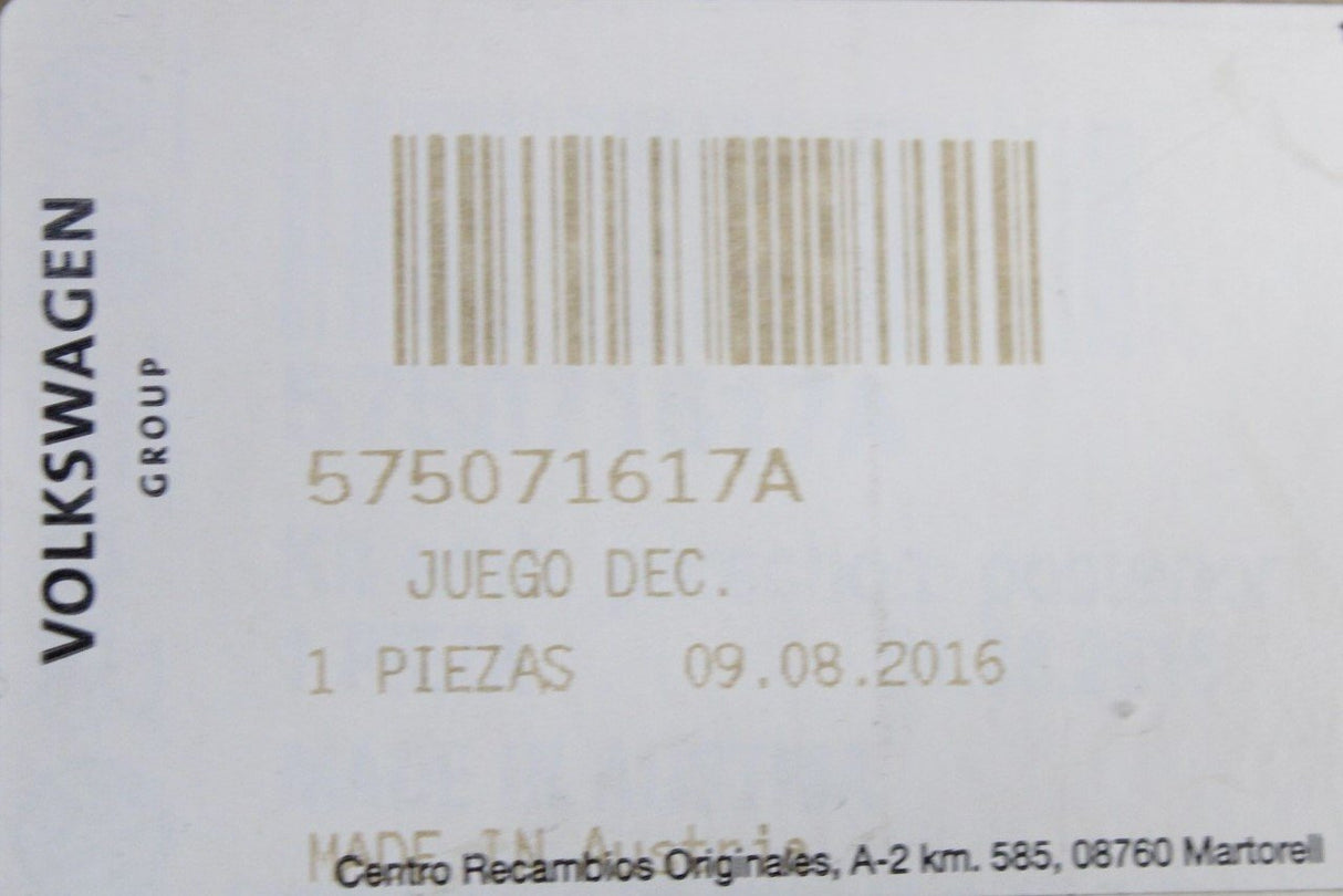 SEAT Ateca 2016-on rear bumper accessory off-road style trim 575071617A