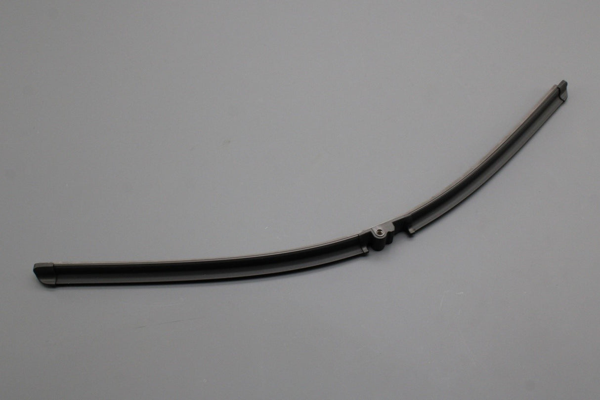 VW Touareg 2003-2010 RHD front windscreen wiper blade (x1) 7L0955425M