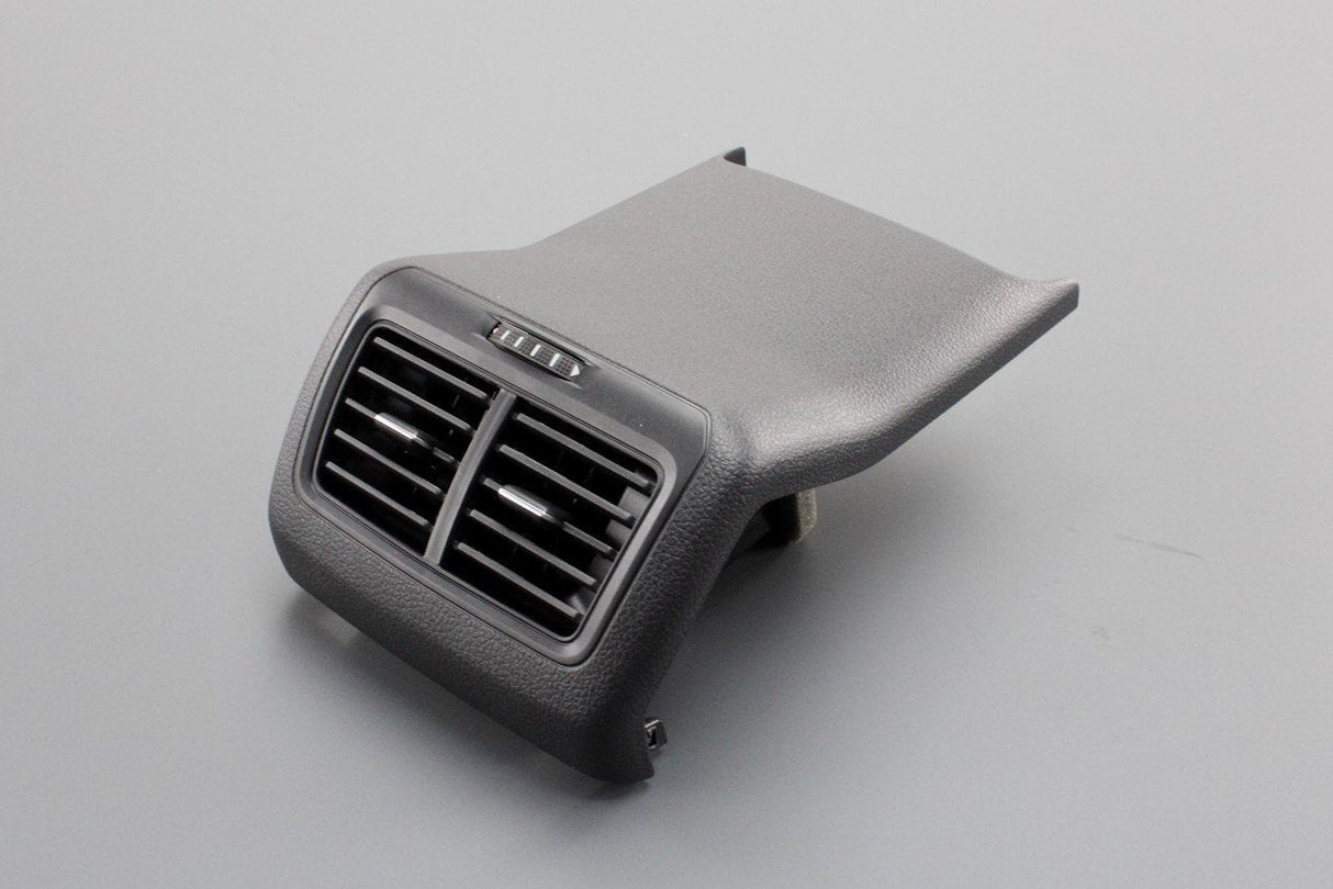VW Golf MK7 MK7.5 centre console vent trim (rear) 5G0864298F 82V