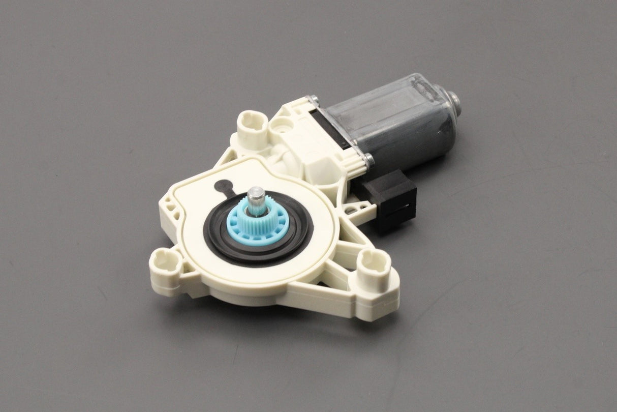 VW Golf Audi A6 A8 RS7 Skoda 2013-on window motor (front left) 4K0959801