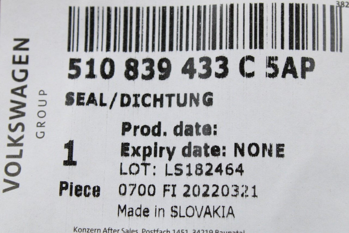 VW Golf Sportsvan 2014-2020 window guide (rear left) 510839433C 5AP