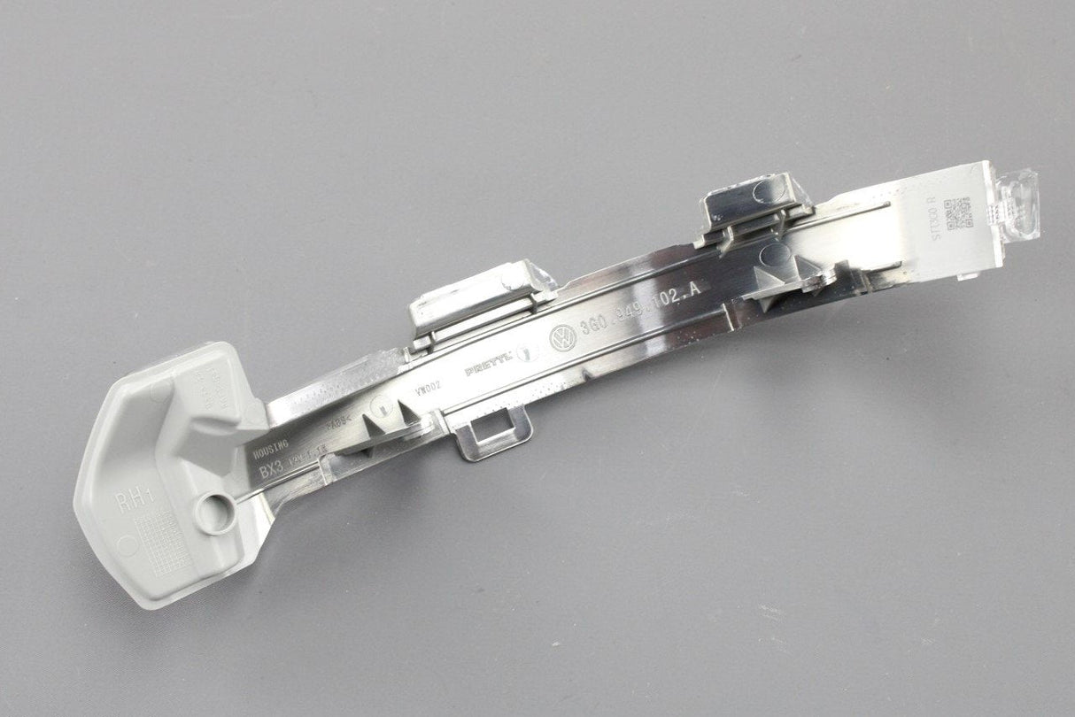 VW Golf MK8 2020-on wing mirror indicator turn-signal (right) 3G0949102A