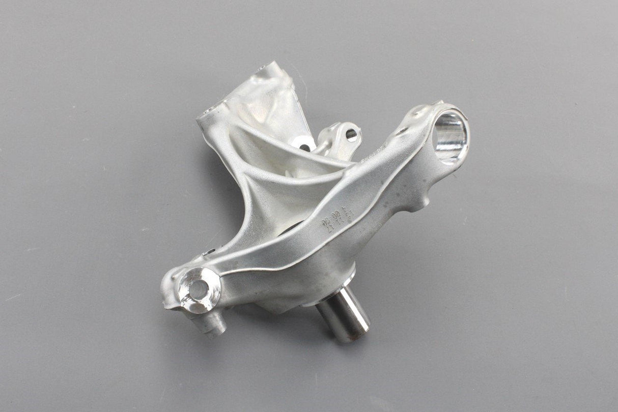 VW Passat B8 Skoda Superb rear wheel bearing housing (left) 3Q0505433G