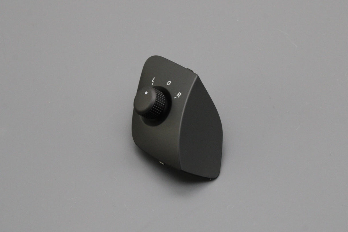 SEAT Ibiza 6J 2009-2017 wing mirror adjustment switch RHD 6J2959565E WHI