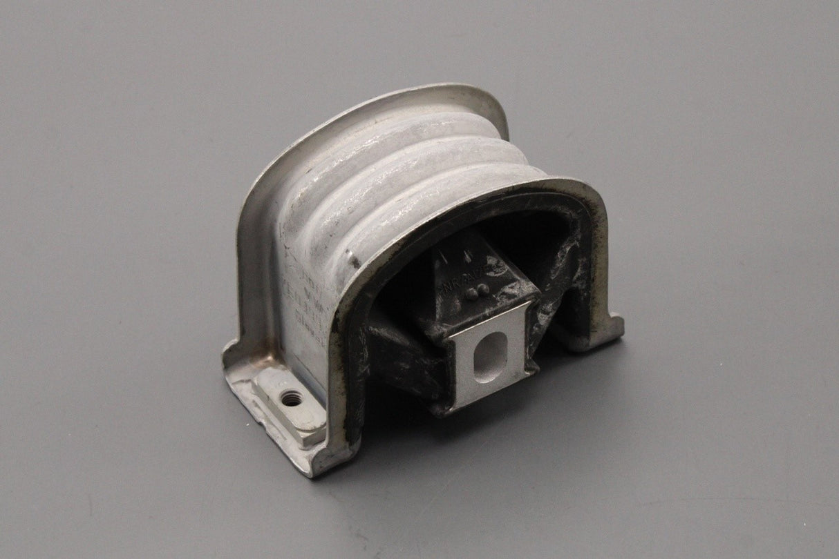 VW Transporter T6 T6.1 2.0 TDI engine mount bush (front) 7E0199848