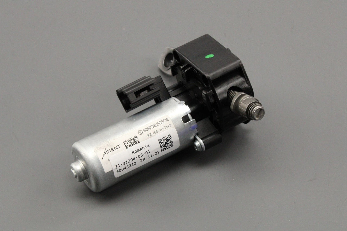 Volvo XC40 EX40 C40 EC40 2018-on RHD seat motor (front right) 32206576