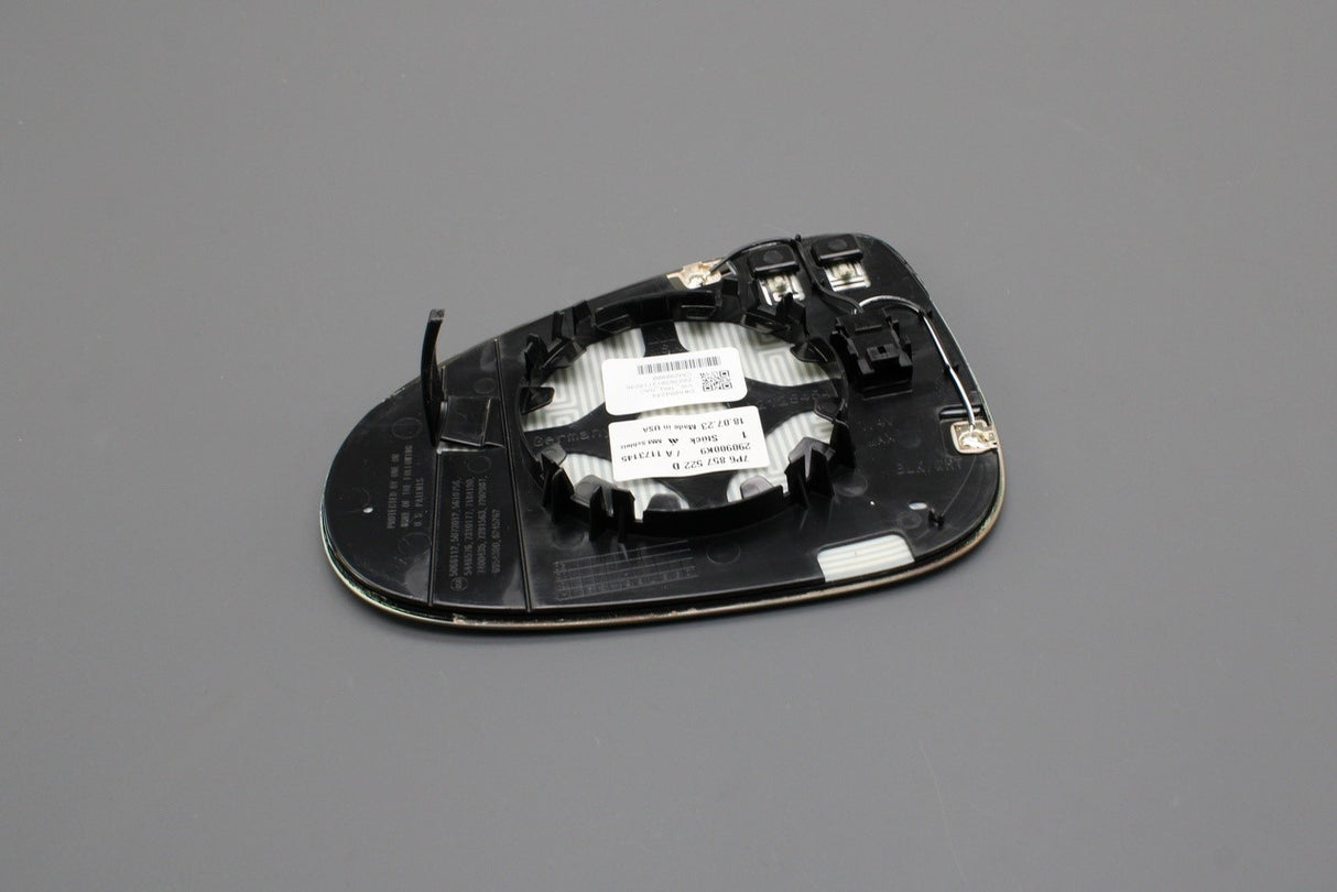 VW Touareg 2011-18 auto anti-dazzle wing mirror glass (right) 7P6857522D