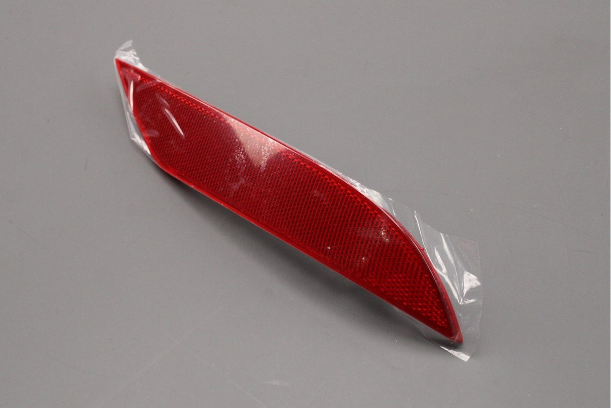 VW Touran 1T 2011-2015 rear light reflector (right) 1T0945106C