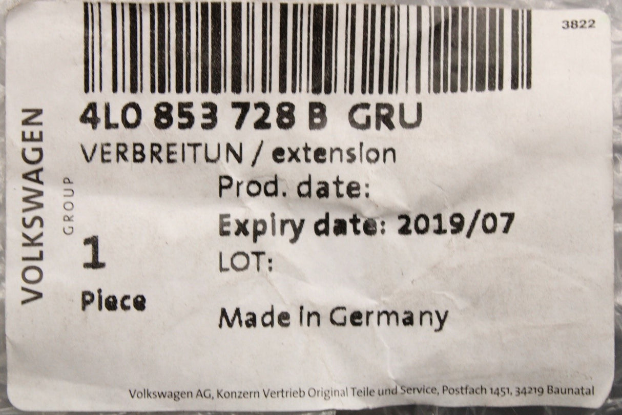Audi Q7 4L 2007-2015 front wheel arch extension (right) 4L0853728B GRU