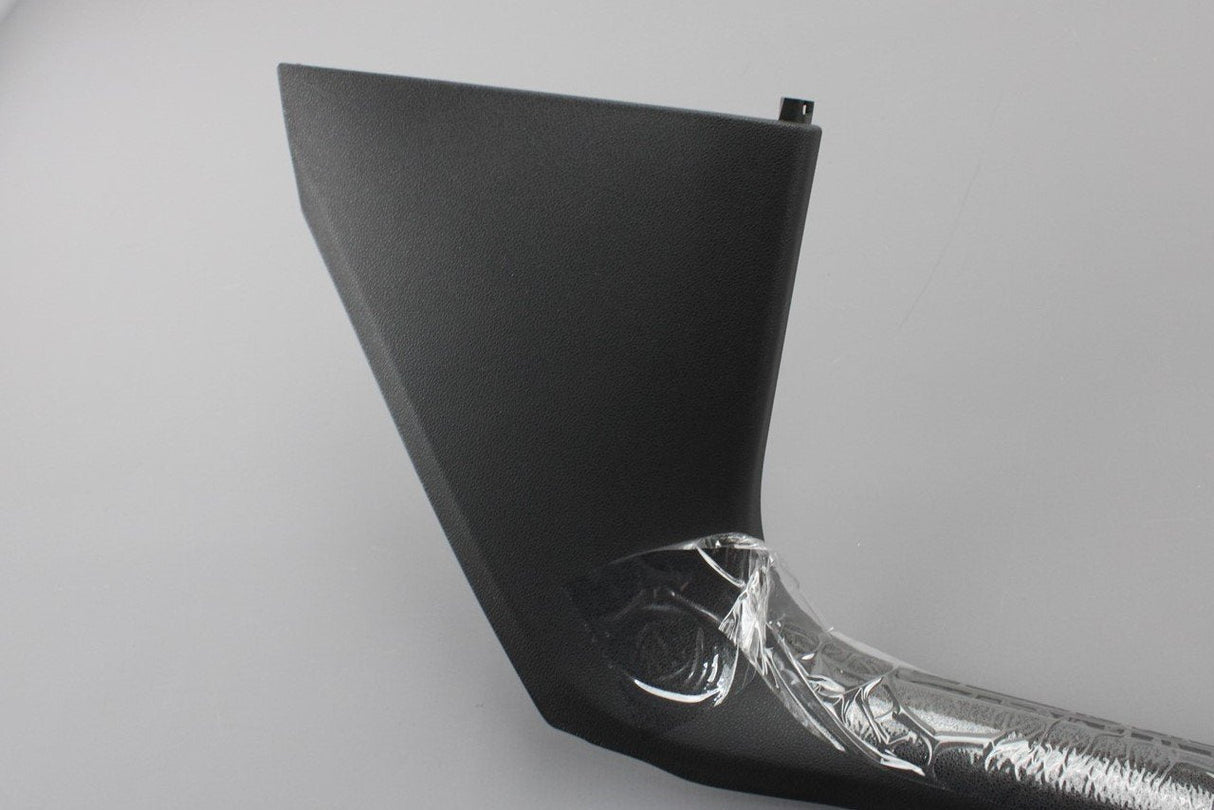 SEAT Leon 5F 2013-20 right door sill trim (5 door) black 5F4863484C VS9