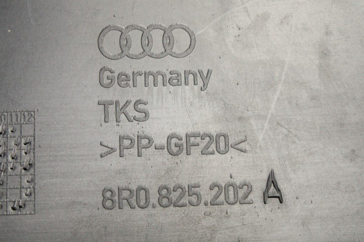 Audi Q5 8R 2009-16 front right underbody trim 8R0825202A