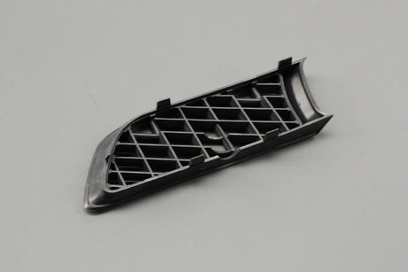 Volvo S70R V70R 1997-2000 bumper grille trim (front right) 9190035