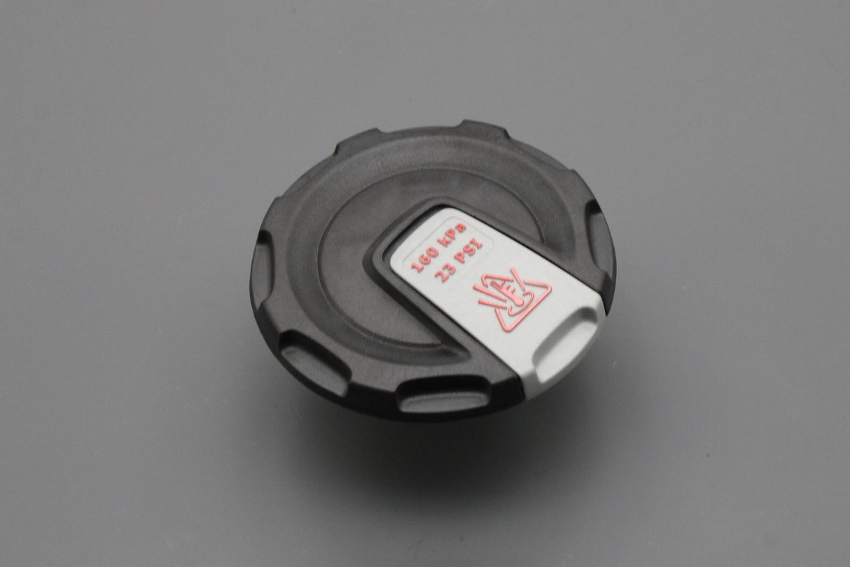 Audi RS4 RS5 RS6 RS7 Q7 VW Touareg expansion tank screw cap 4M0121321Q