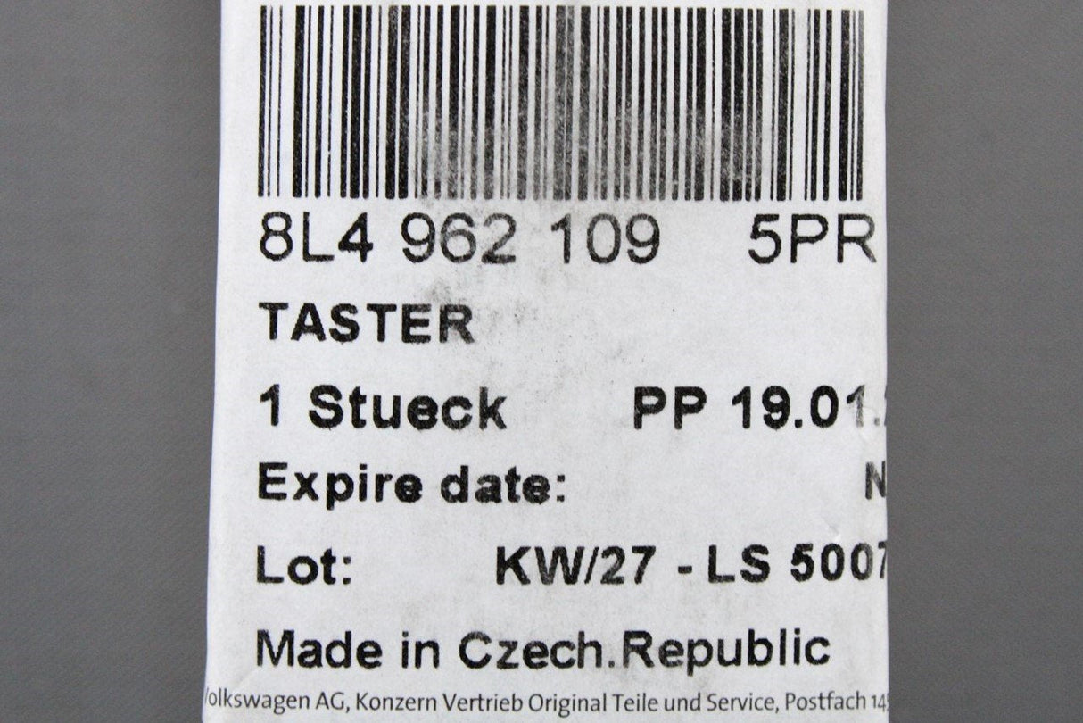 Audi A2 A3 8L theft alarm on/off switch (LHD cars only) 8L4962109 5PR