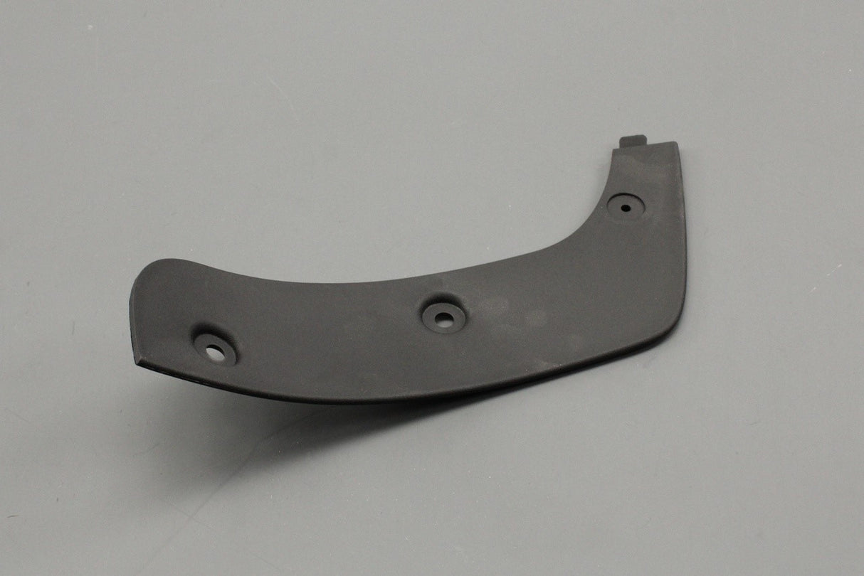 Volvo XC40 EX40 2018-on mudguard (front right) 32262069