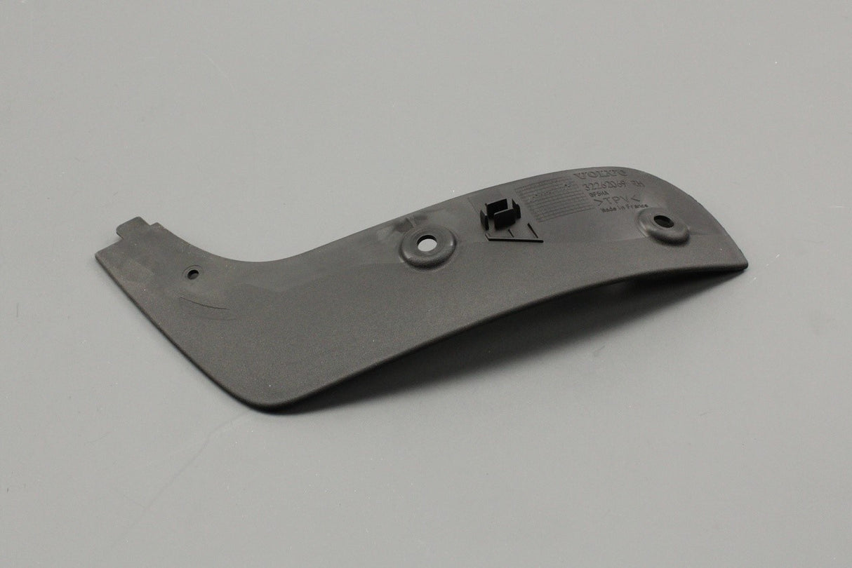 Volvo XC40 EX40 2018-on mudguard (front right) 32262069