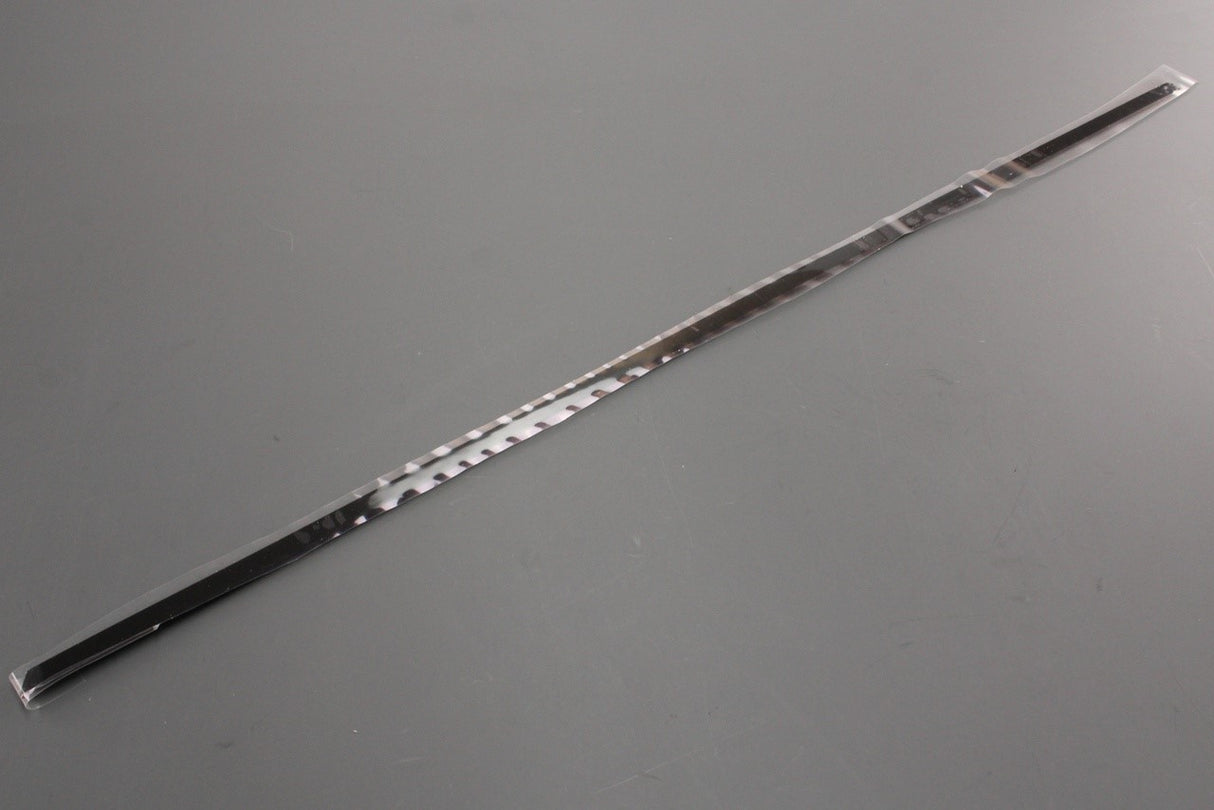 Mercedes-Benz G63 AMG W463 front wing trim strip (right) A4636987201