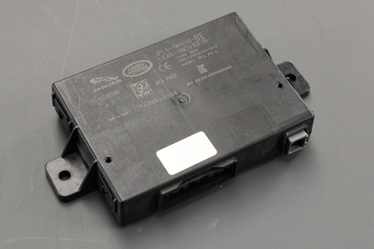 Land Rover Discovery 5 Range Rover 2013-on anti-theft module LR099139
