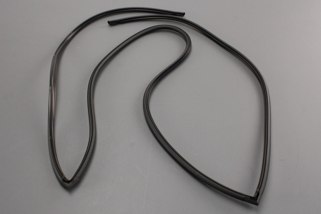 Range Rover 13-22 Range Rover Sport 14-22 panoramic roof seal LR084562