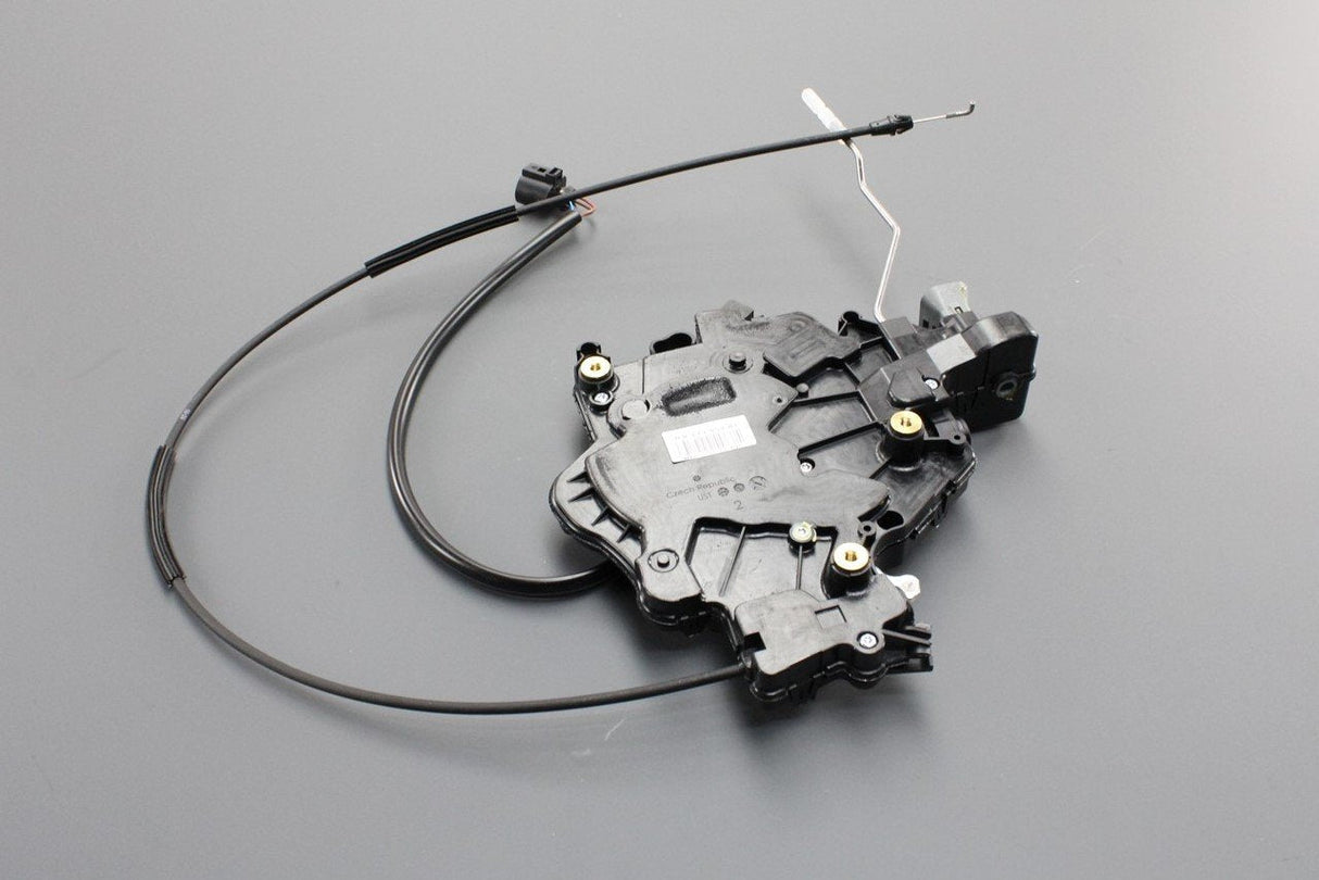 VW Transporter T5 T5.1 T6 08-19 sliding door lock (left) 7E0843653BT