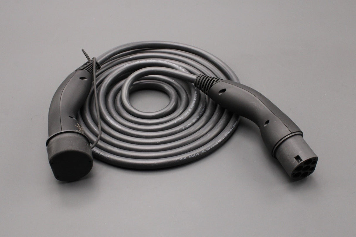 VW Crafter ID.Buzz Tiguan Golf public charging station cable 000054412BM