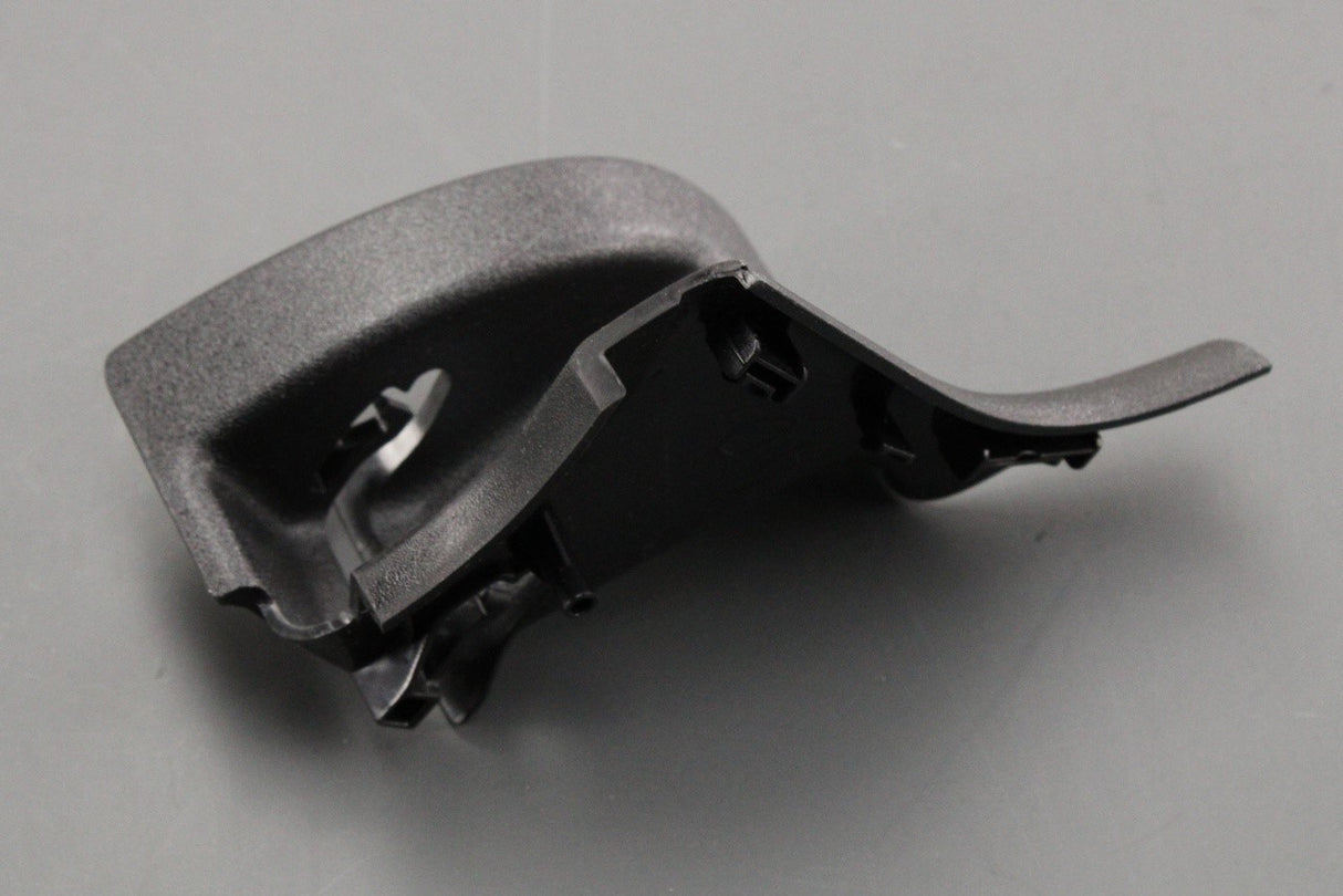 Land Rover Discovery sport 2015-on isofix bezel (rear right) LR059202