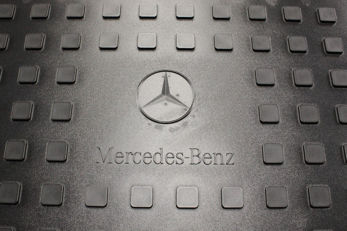 Mercedes-Benz B Class boot liner A2468140000