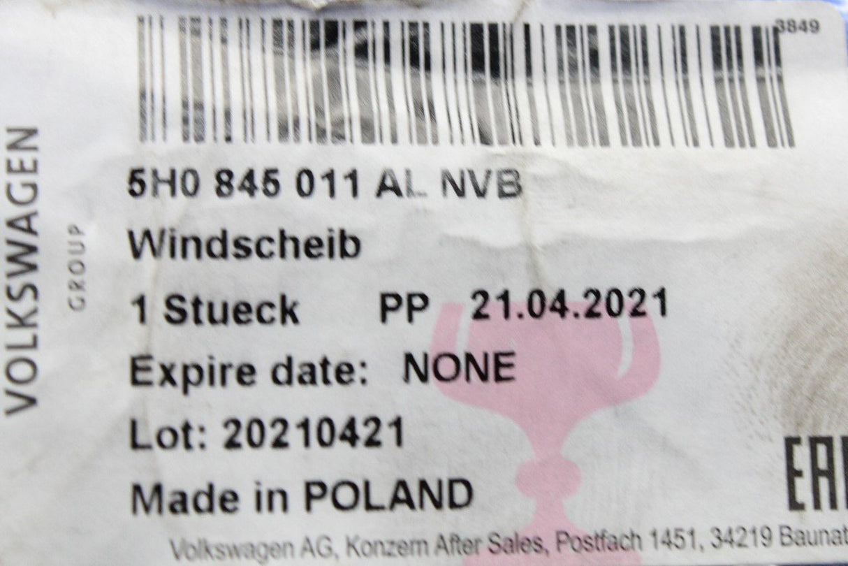 VW Golf MK8 2020-on windscreen glass 5H0845011AL NVB