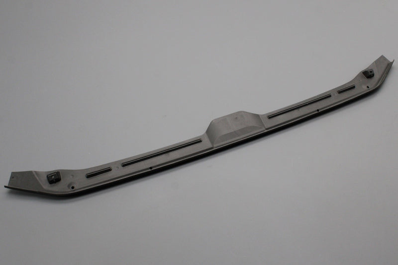Audi A4 S4 RS4 B9 2016-2025 centre bonnet impact protection seal 8W0823124