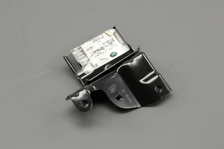 Range Rover Evoque 2012-2018 wing mounting bracket (front left) LR039126