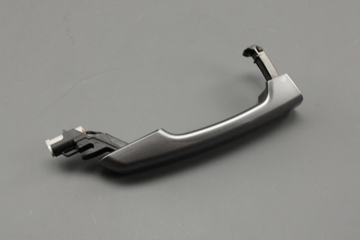 Land Rover Discovery 5 Range Rover Sport door handle (front) LR127333