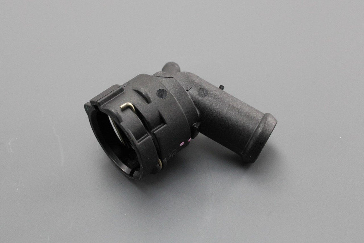 VW Audi Skoda SEAT 1.8 2.0 TSI TFSI coolant hose coupling 5Q0122291BB