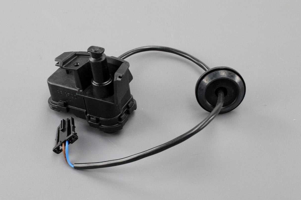 VW Audi Skoda SEAT fuel flap locking actuator 5C6810773K