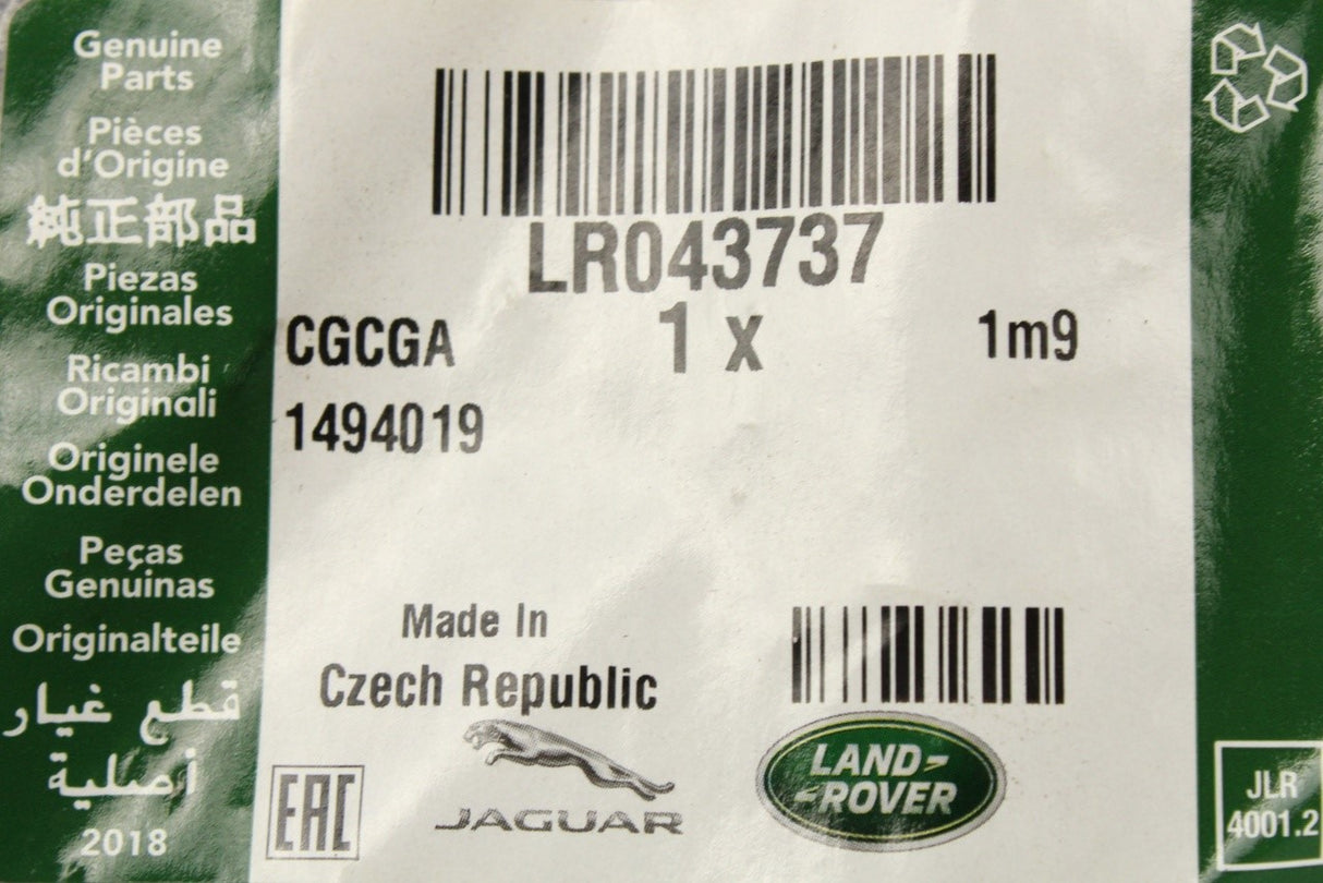 Land Rover Range Rover Sport 2014-22 fuel filler flap door LR043737