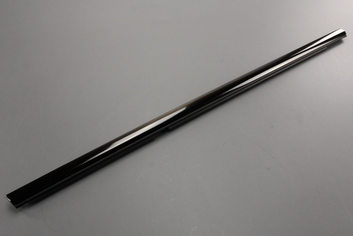 Mercedes-Benz GLC Coupe rear window aperture seal (left) A2537305704