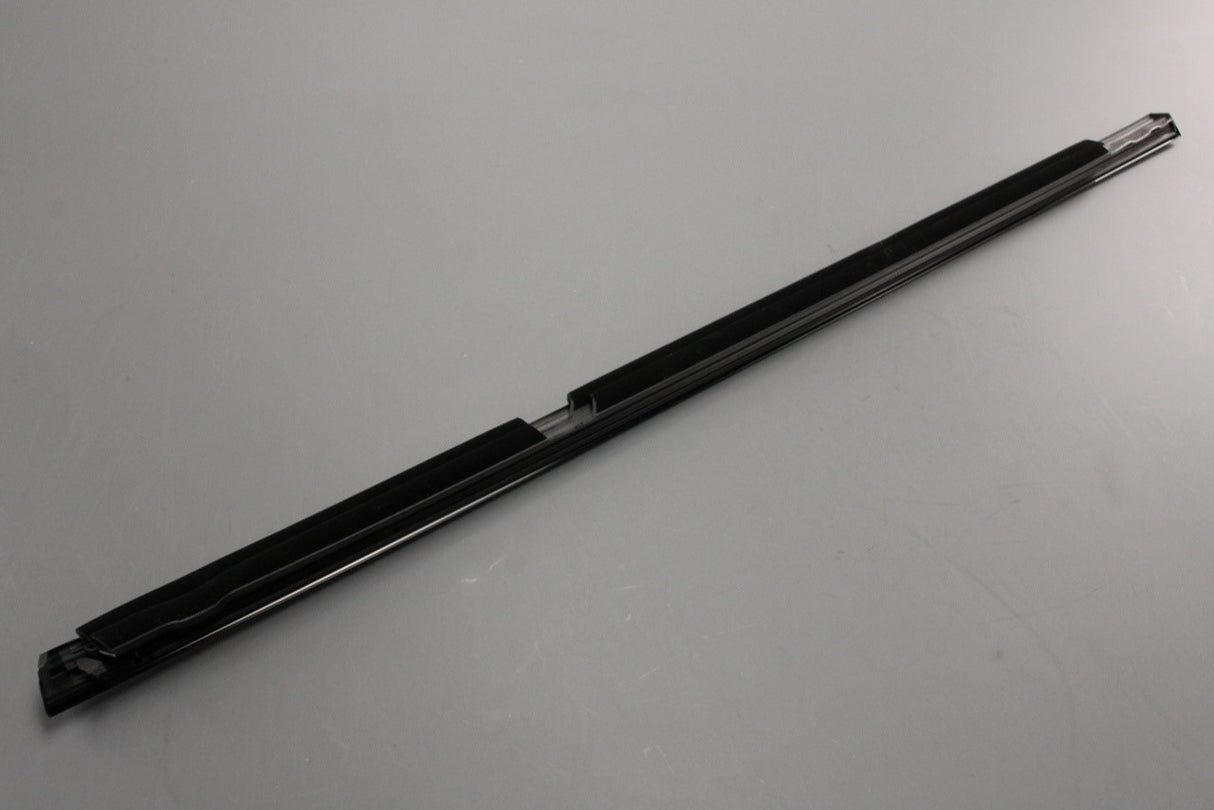 Mercedes-Benz GLC Coupe rear window aperture seal (left) A2537305704