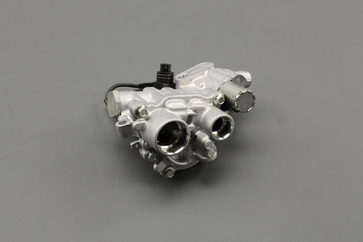 Land Rover Discovery 4/5 Range Rover Sport Velar 10-on oil pump LR098386