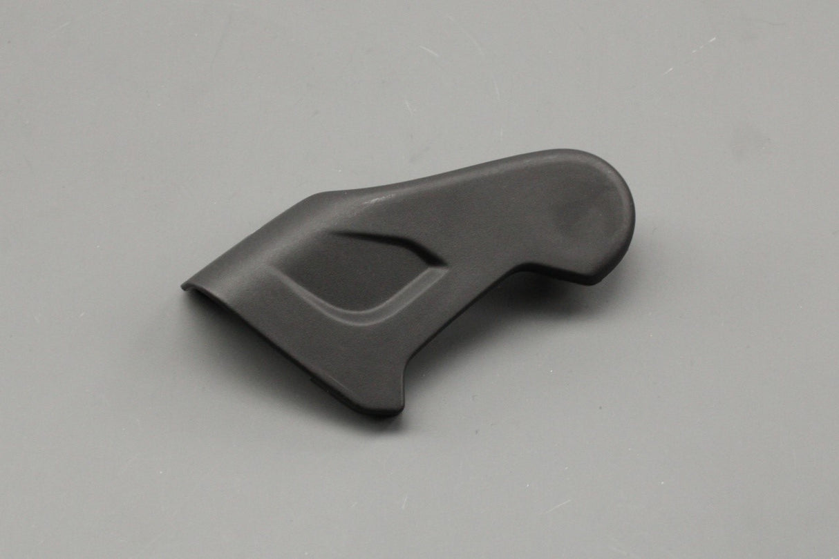 Land Rover Discovery 5 2017-on bonnet release lever LR083192