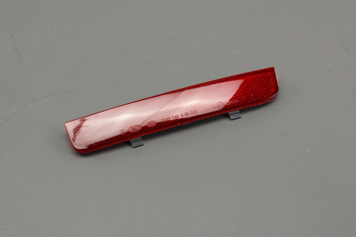 Land Rover Freelander 2 06-14 bumper reflector (rear right) LR006348