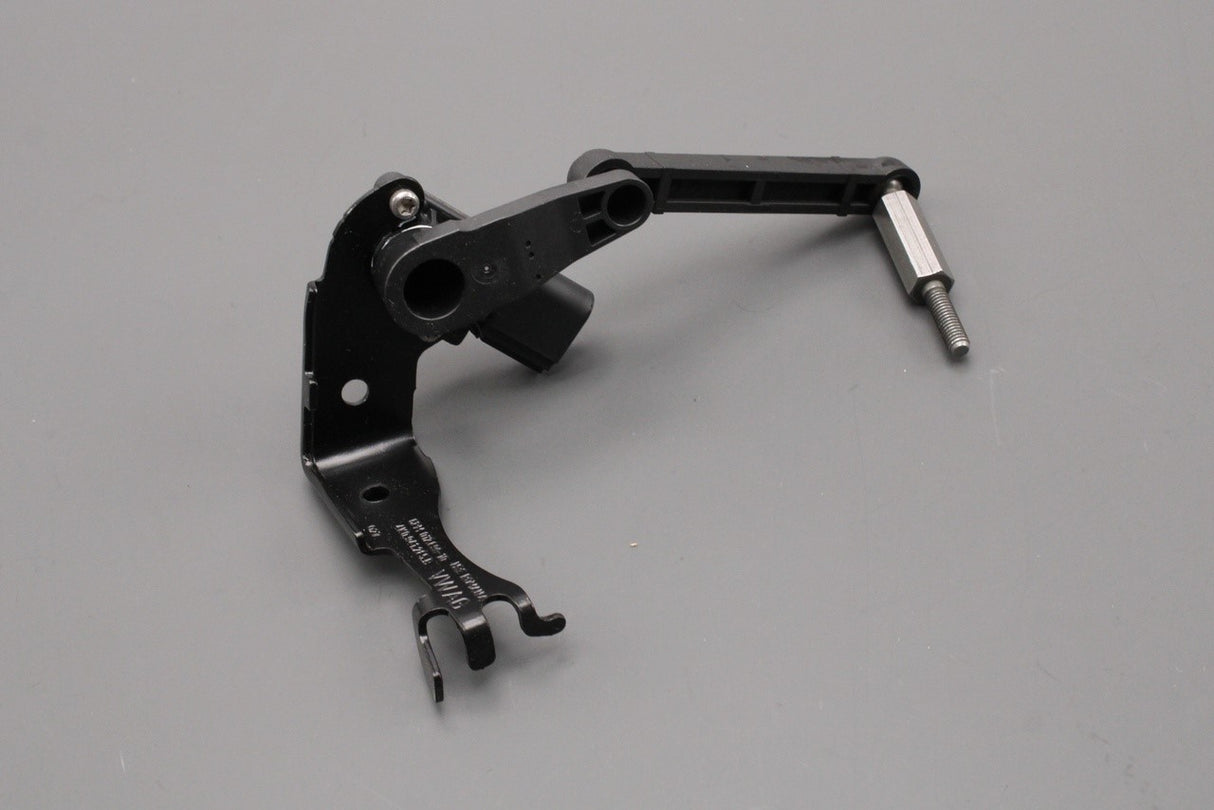 Audi A6 RS6 A7 Q5 front suspension height level sensor (left) 4K0941285B