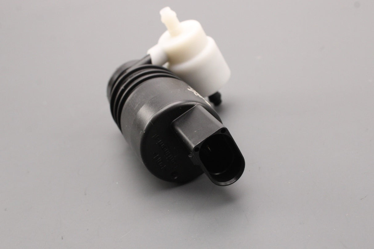 VW Audi Skoda SEAT CUPRA windscreen washer system pump 1K6955651